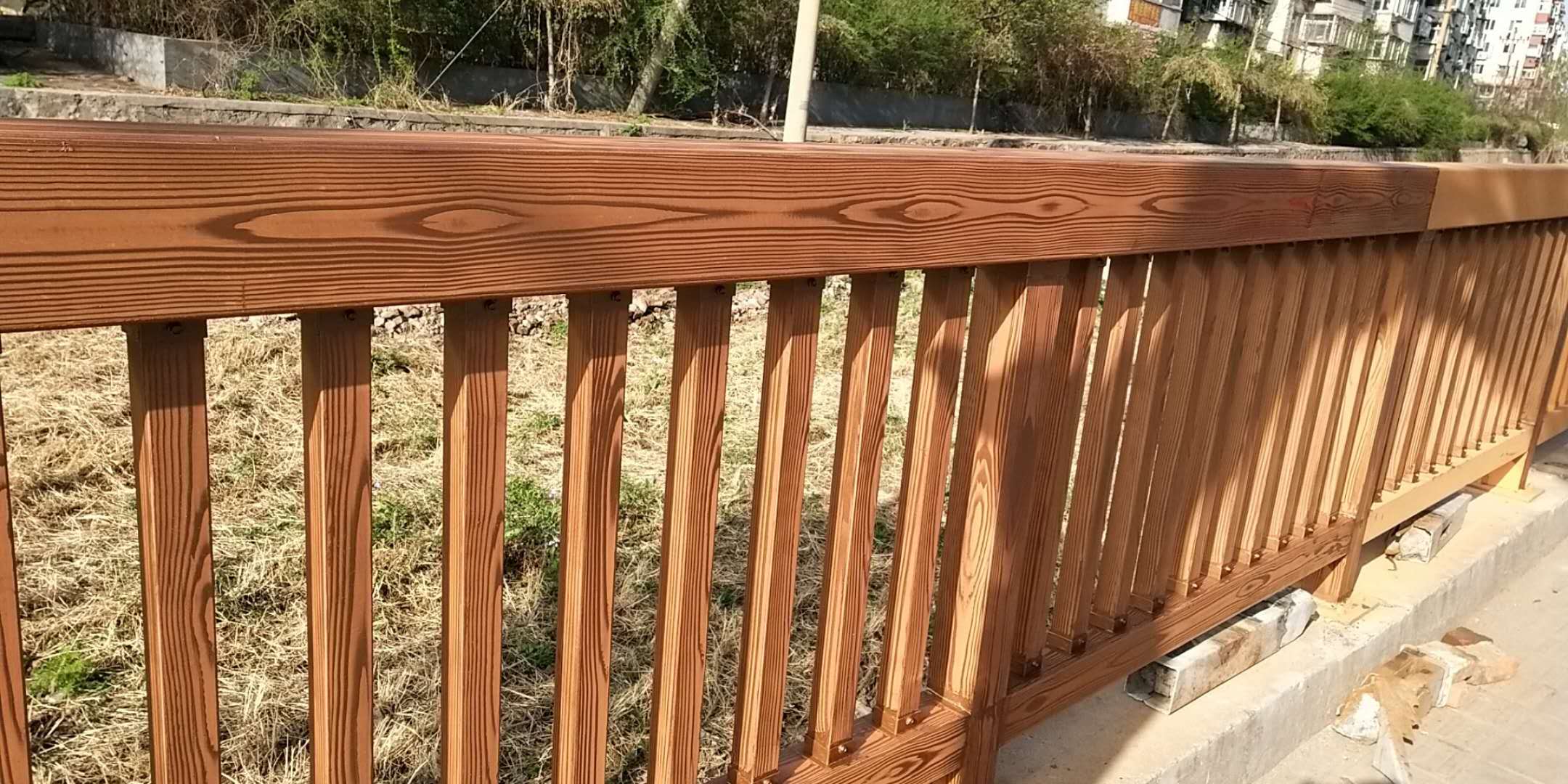 商洛河北承德双桥区护栏仿木纹漆施工项目